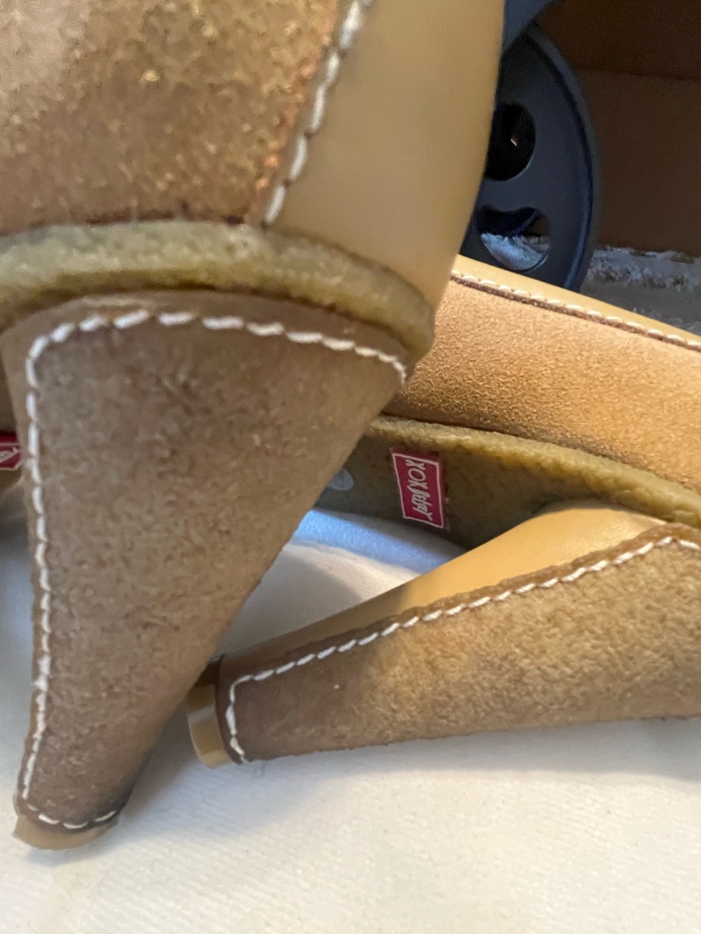 Betsey Johnson XOX Betseyuille Leather & Suede Platform Pumps with Gold Buckl - Picture 5 of 11